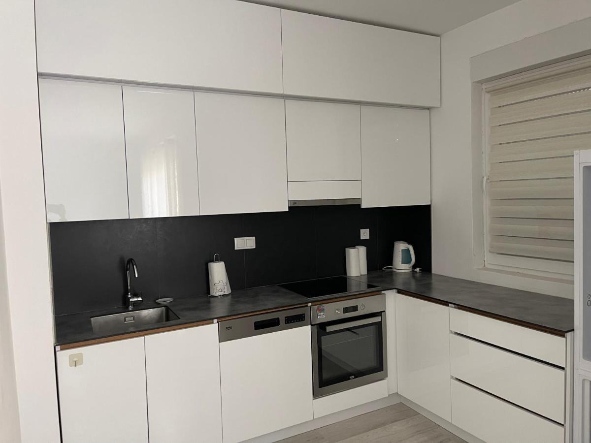 Plis Apartments 'Prishtina' Приштина Екстер'єр фото